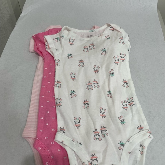 Carter’s Three Piece Set Mouse 6 months - Picture 5 of 8